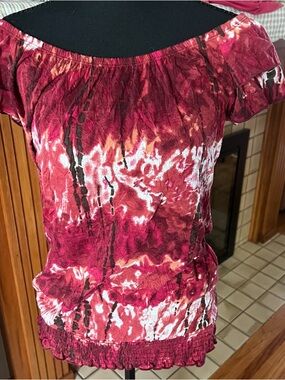 Self Esteem Y2K Red and White Tie-Dye Off-Shoulder Blouse